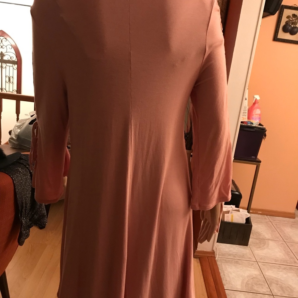 Dress - Picture 2 of 4